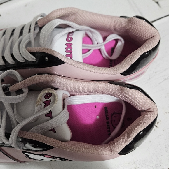 Sanrio Hello kitty casual sneakers! - Picture 2 of 6